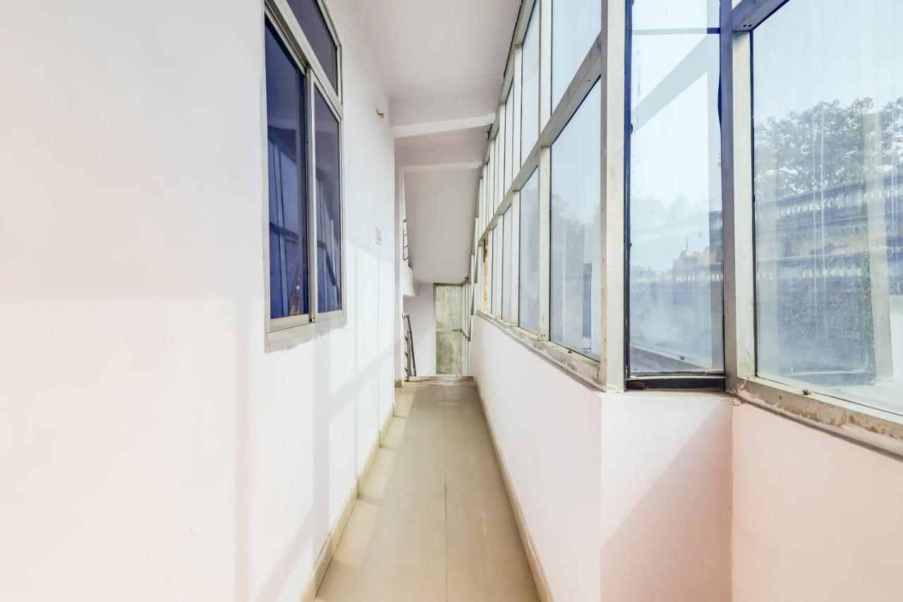 Super Collection O Dolphin Hotel Lucknow Ngoại thất bức ảnh